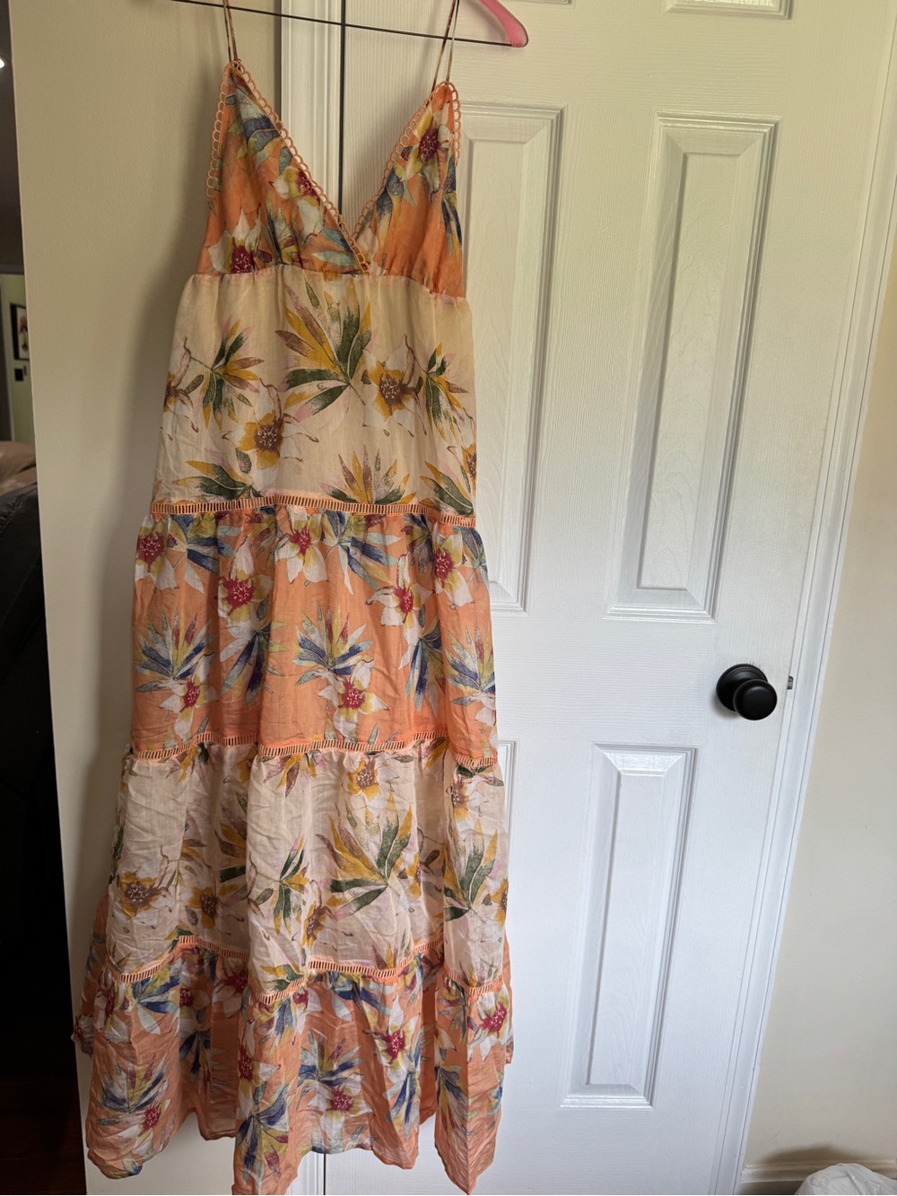 Solai the label Med Maxi Peach Floral Dress Tiered Silhouette Flowy Beach Boho